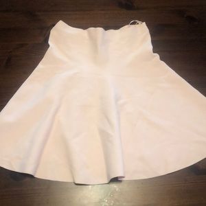 Adorable pink flouncy skirt!